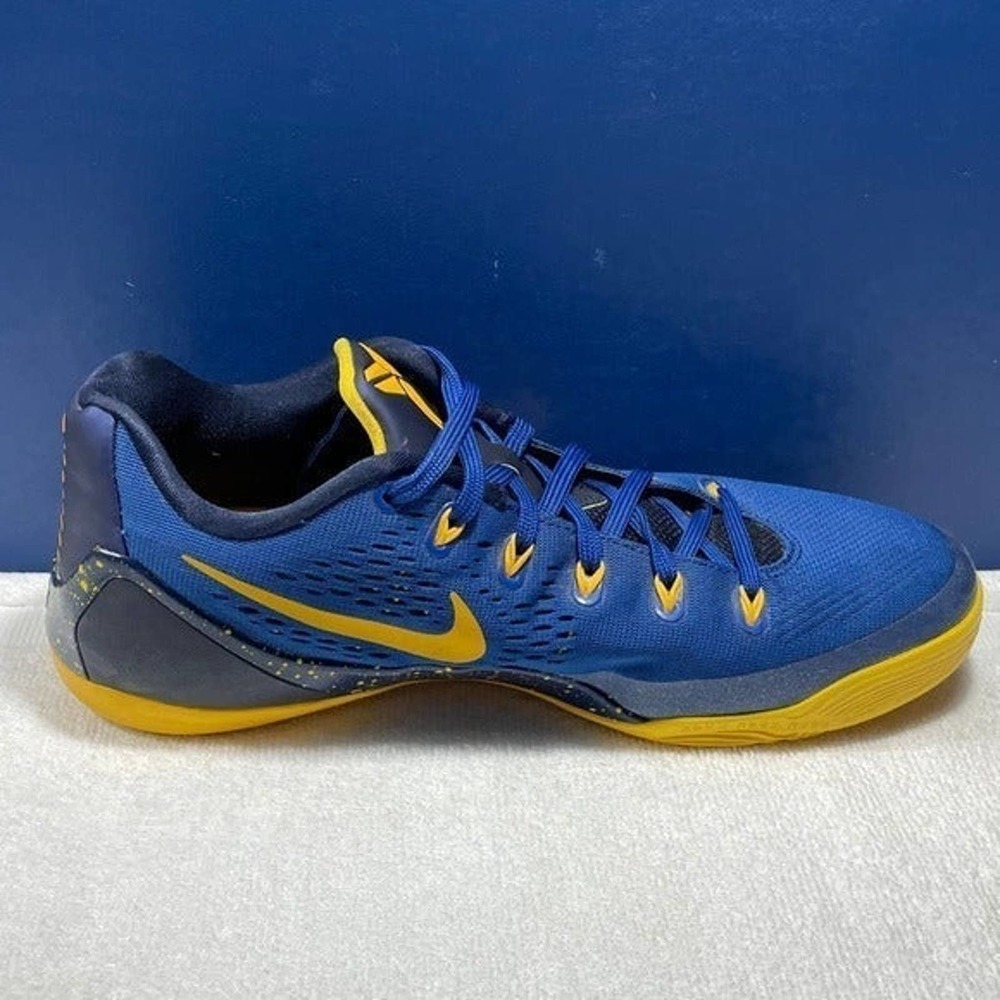 Nike Men’s Kobe 9 “Gym Blue/Gold) Sz 10_5